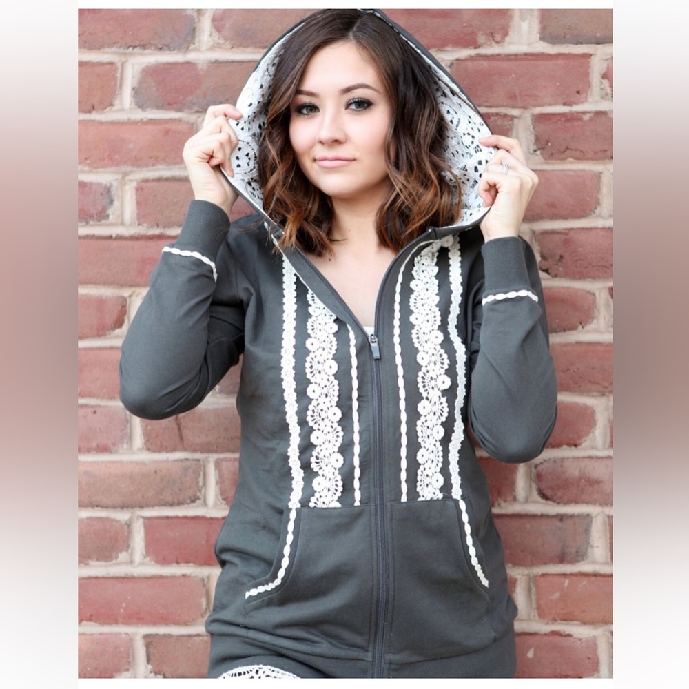 Boho Zip Up Hoodie Peekaboo Chic Embroidered NWOT